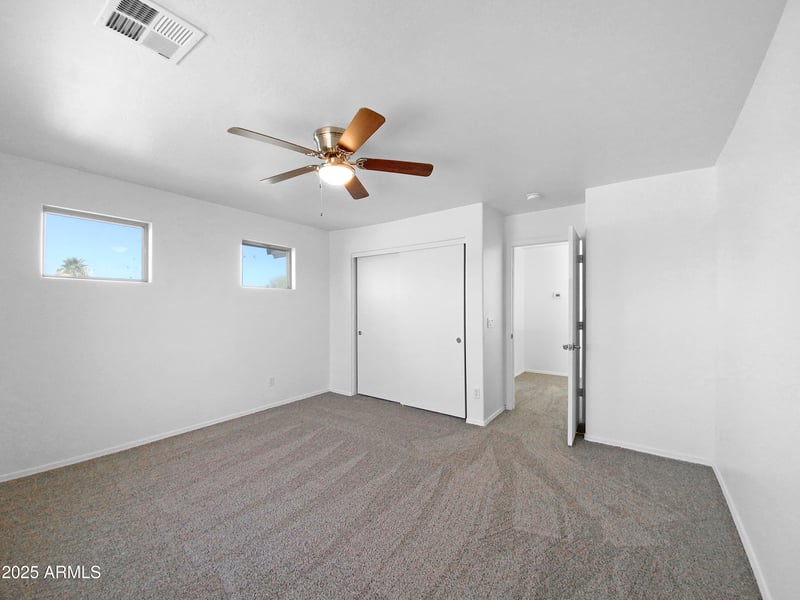 3201 Five Mile Peak Dr, San Tan Valley, AZ 85144