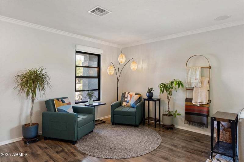 3201 Mark Ln, Phoenix, AZ 85083