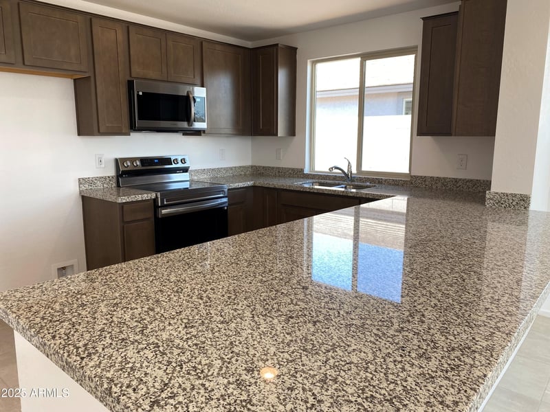 32016 Pony Express Rd, San Tan Valley, AZ 85143