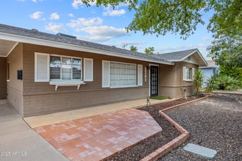 3202 21st St, Phoenix, AZ 85016