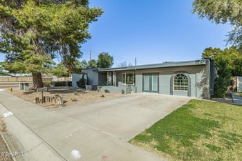 3202 Corrine Dr, Phoenix, AZ 85032