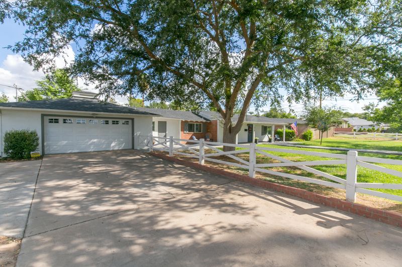 3202 E Mitchell Dr, Phoenix, AZ 85018