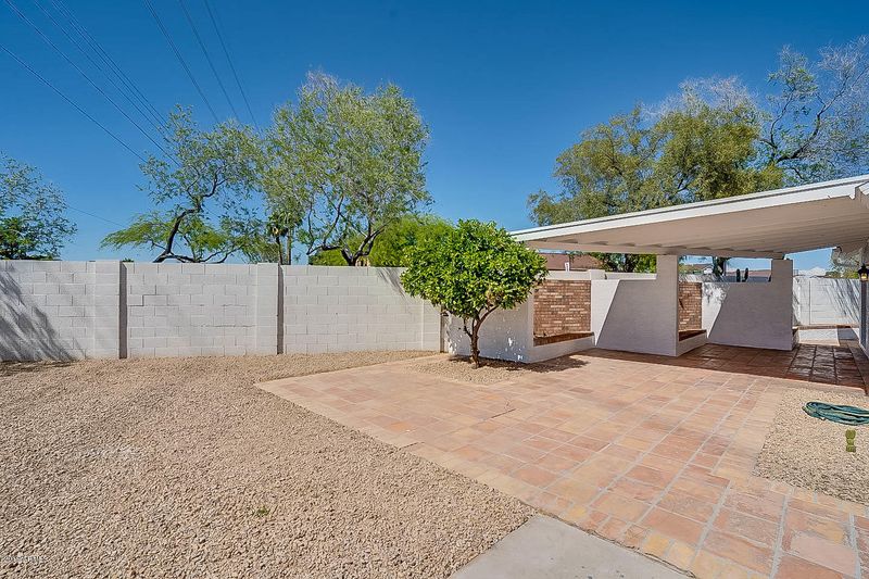 3202 E Siesta Ln, Phoenix, AZ 85050