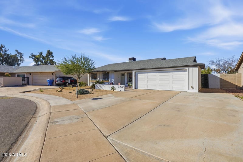 3202 Emerson St, Chandler, AZ 85225