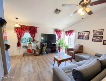 3202 Carlos Ln, San Tan Valley, AZ 85144