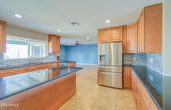 3202 W Mcrae Way, Phoenix, AZ 85027