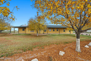 32025 Marsh Rd, Casa Grande, AZ 85193