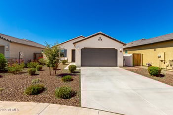 32026 Wayne Ln, San Tan Valley, AZ 85143