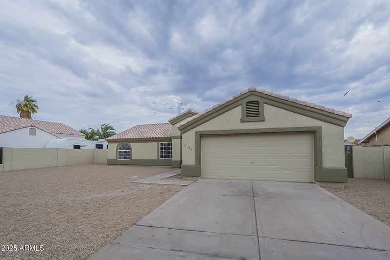 3203 Dover St, Mesa, AZ 85213