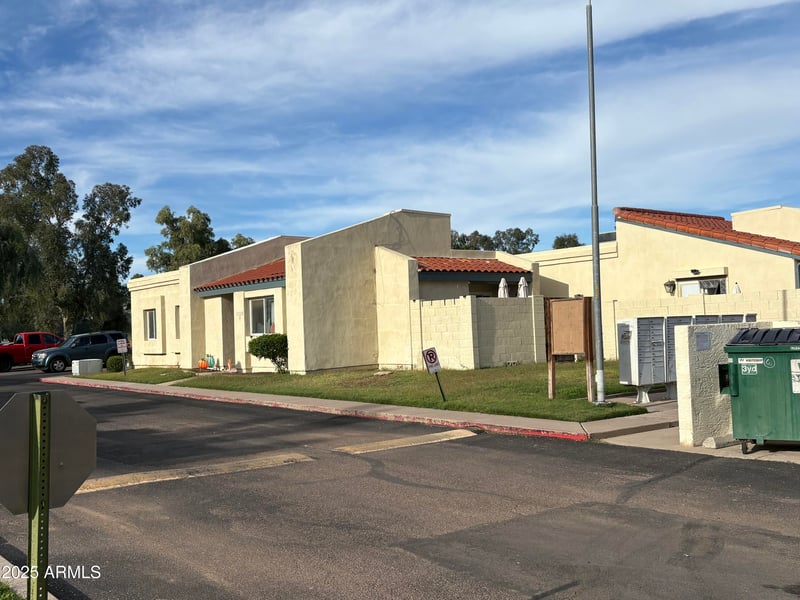 3203 Loma Ln #5, Phoenix, AZ 85051