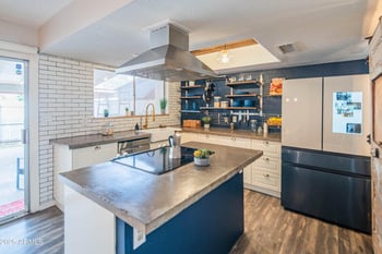 3203 Royal Palm Rd, Phoenix, AZ 85051