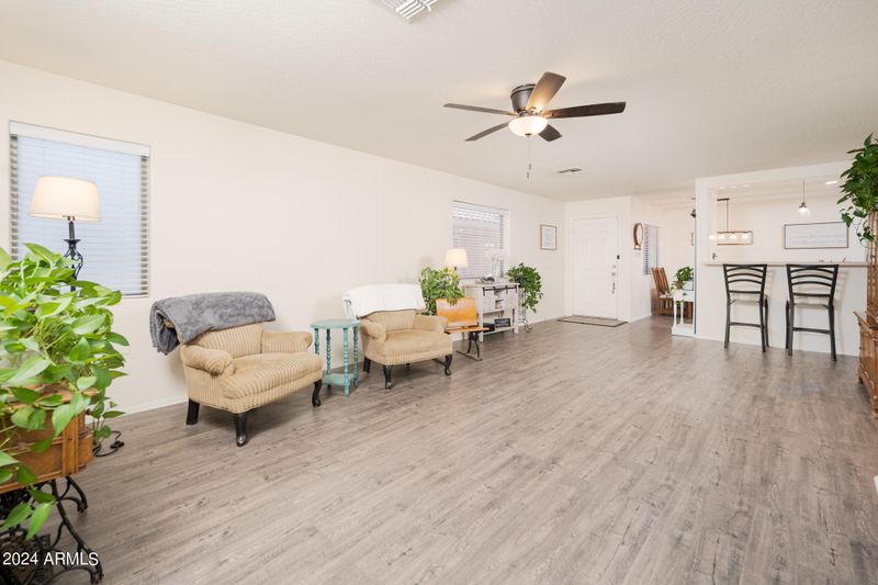3203 S 80th Ave, Phoenix, AZ 85043