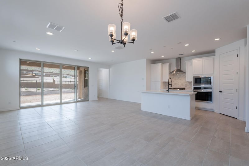 32033 117th Ave, Peoria, AZ 85383
