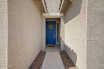 3204 Bee Trl, San Tan Valley, AZ 85143