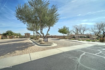 3204 Redwood Ln #63, Phoenix, AZ 85045