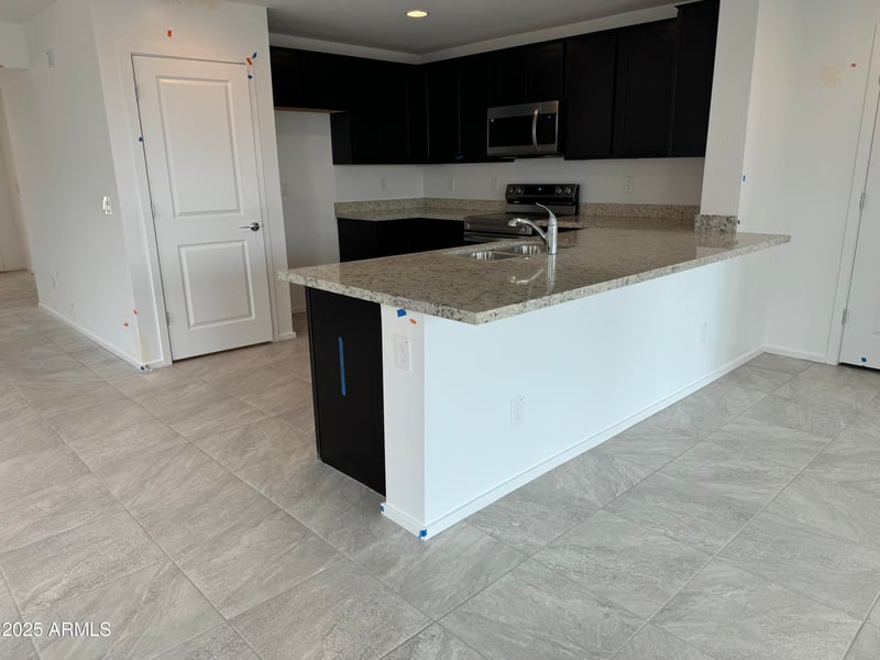 32058 Pony Express Rd, San Tan Valley, AZ 85143