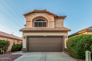 3206 Kristal Way, Phoenix, AZ 85050