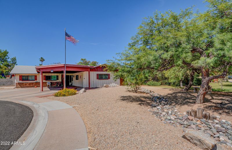 3206 W Hearn Rd, Phoenix, AZ 85053