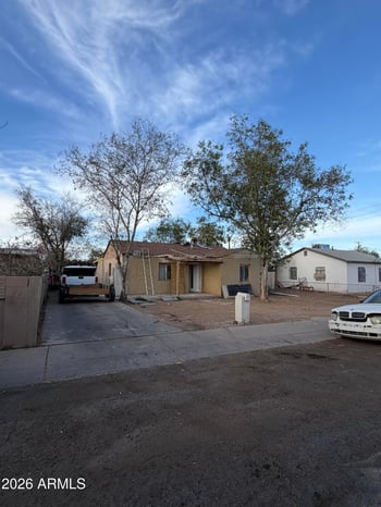 3206 Pierce St, Phoenix, AZ 85009