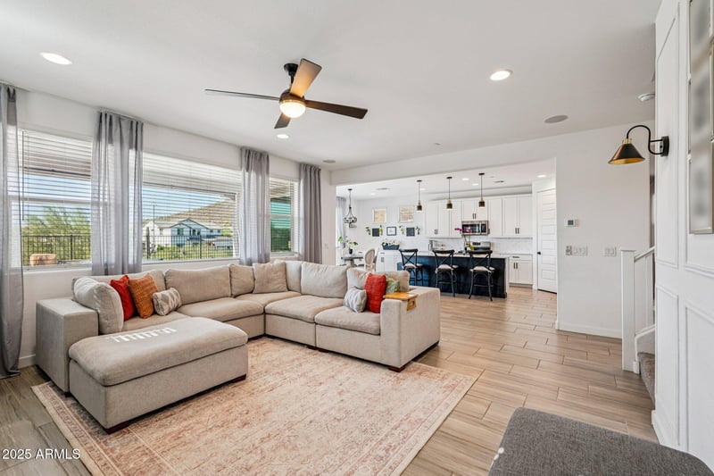 32068 125th Ln, Peoria, AZ 85383
