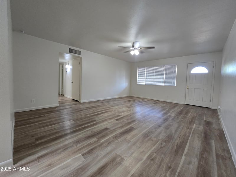 3207 Joan De Arc Ave, Phoenix, AZ 85029
