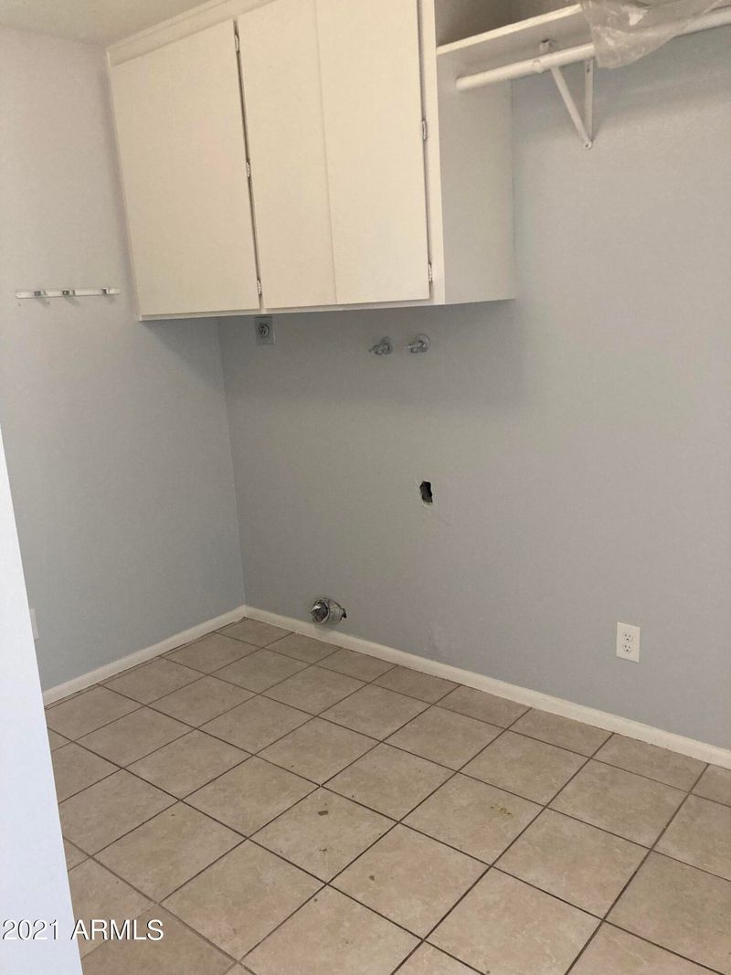 3207 N 64th Dr, Phoenix, AZ 85033
