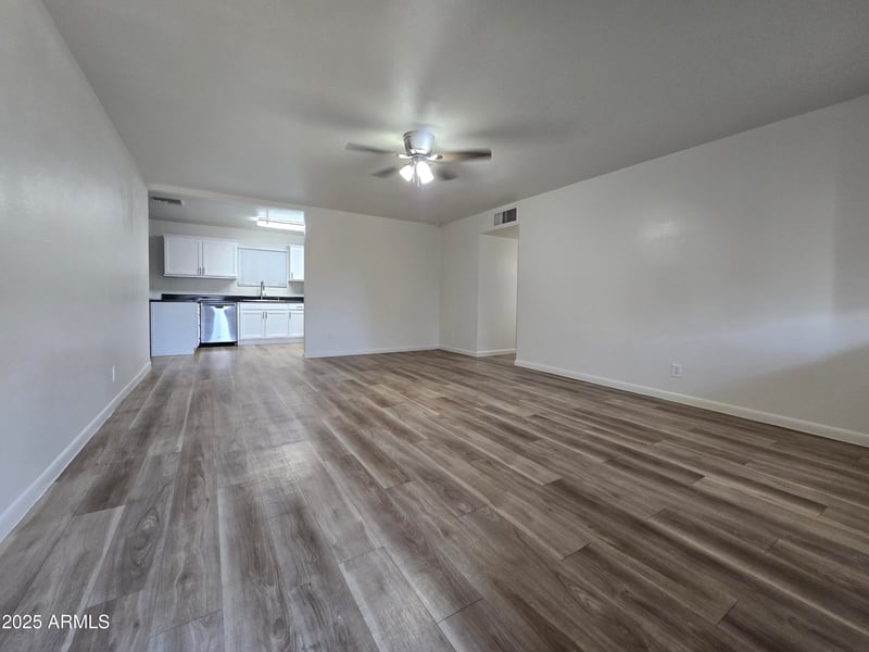 3207 W Joan De Arc Ave, Phoenix, AZ 85029