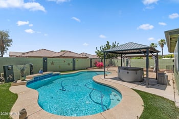 3207 W Molly Ln, Phoenix, AZ 85083