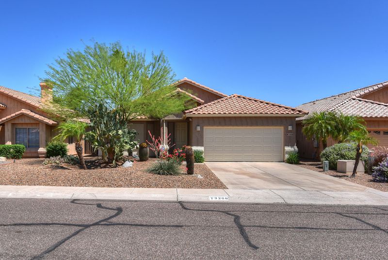 3208 E Desert Cove Ave, Phoenix, AZ 85028