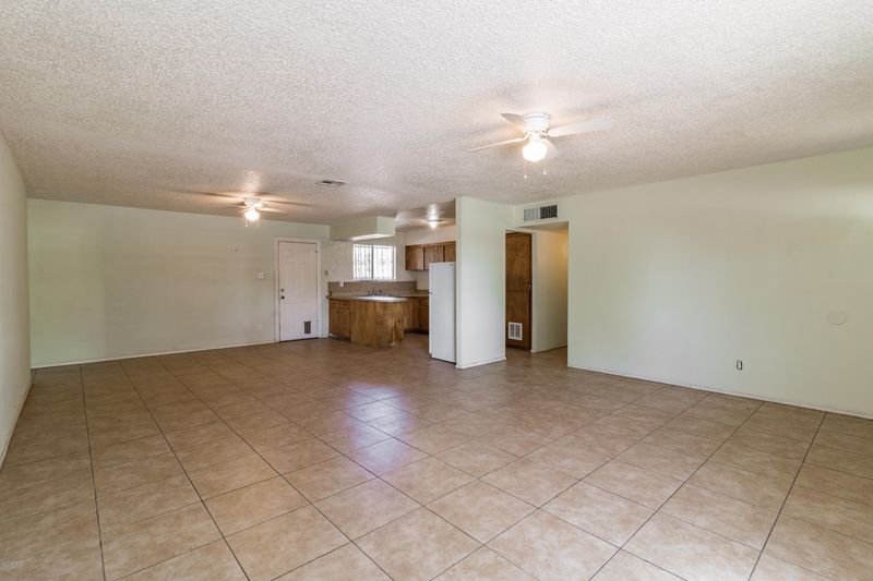 3208 N 59th Ave, Phoenix, AZ 85033