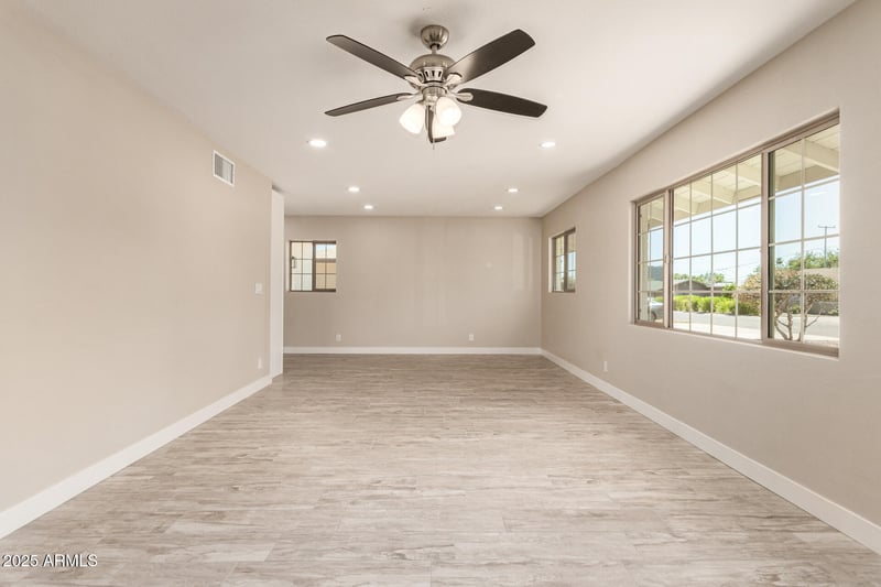 3209 20th Pl, Phoenix, AZ 85016