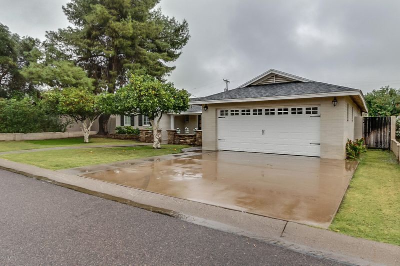 3209 E Oregon Ave, Phoenix, AZ 85018