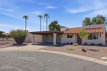 3209 W Becker Ln, Phoenix, AZ 85029