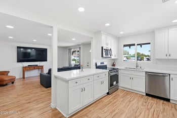 3209 W Becker Ln, Phoenix, AZ 85029