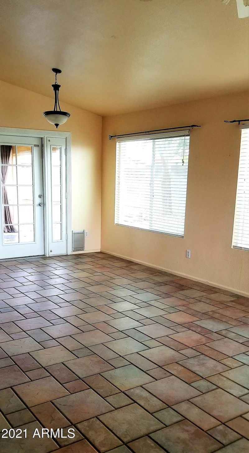 3209 W Robin Ln, Phoenix, AZ 85027