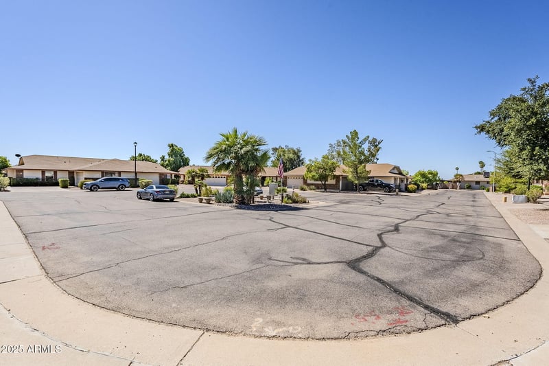 321 65th St #13, Mesa, AZ 85205
