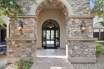 321 Tam Oshanter Dr, Phoenix, AZ 85023