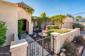 321 W Pine Valley Dr, Phoenix, AZ 85023