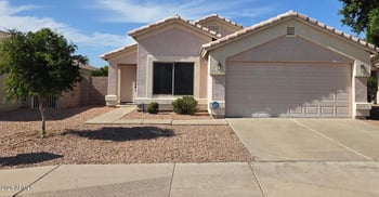 3210 Louise Dr, Phoenix, AZ 85027