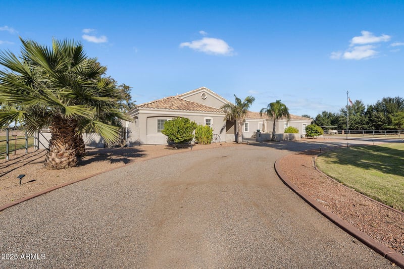 3210 Southwood Rd, San Tan Valley, AZ 85140