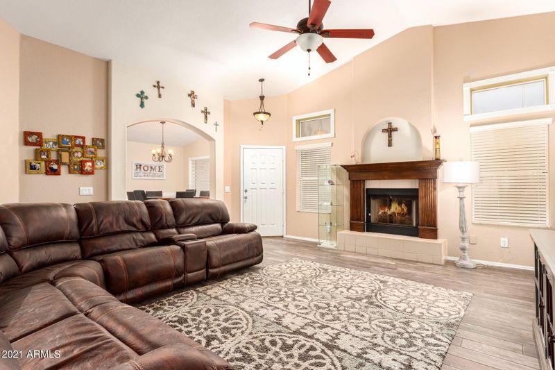 3211 E Marconi Ave, Phoenix, AZ 85032