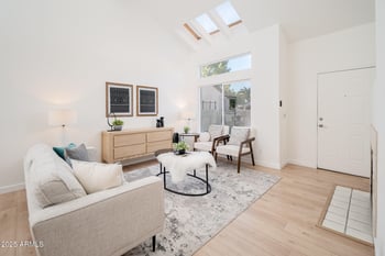 3211 Lavey Ln #103, Phoenix, AZ 85032