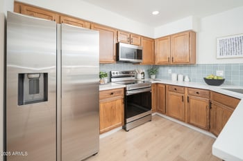 3211 Lavey Ln #103, Phoenix, AZ 85032