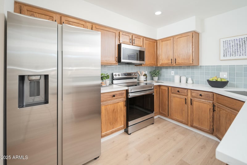 3211 Lavey Ln #103, Phoenix, AZ 85032