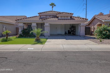 3211 Menadota Dr, Phoenix, AZ 85050
