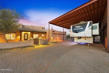3211 Horizon Dr, Phoenix, AZ 85086
