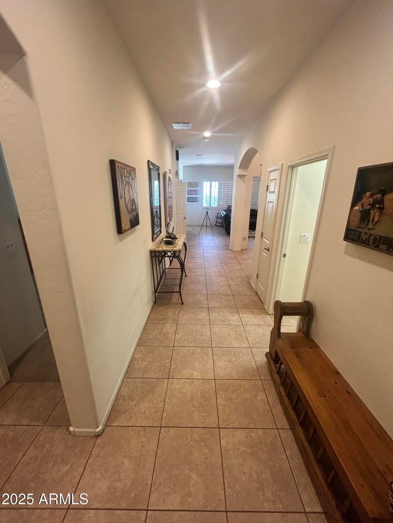 32119 23rd Ave, Phoenix, AZ 85085