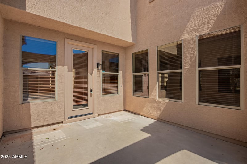 32121 Chestnut Trl, San Tan Valley, AZ 85143