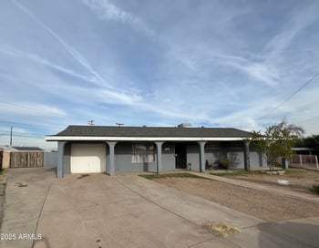3213 49th Ln, Phoenix, AZ 85031