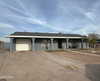 3213 49th Ln, Phoenix, AZ 85031
